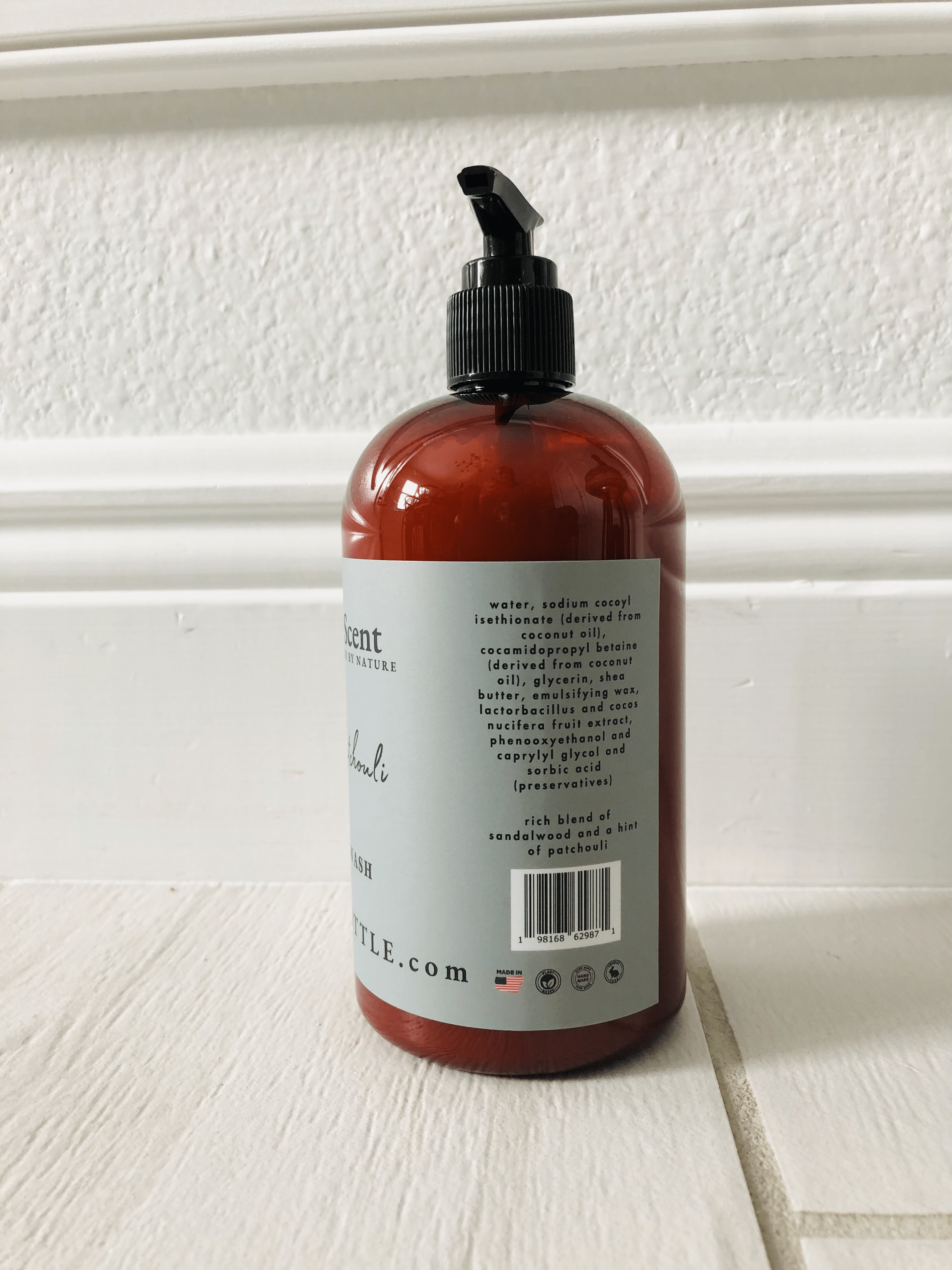 Sandalwood Patchouli (Premium Creamy Body Wash Soap - 16 oz)